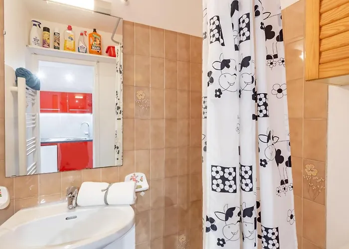 Appartement Les Pescadieres-1 By Interhome